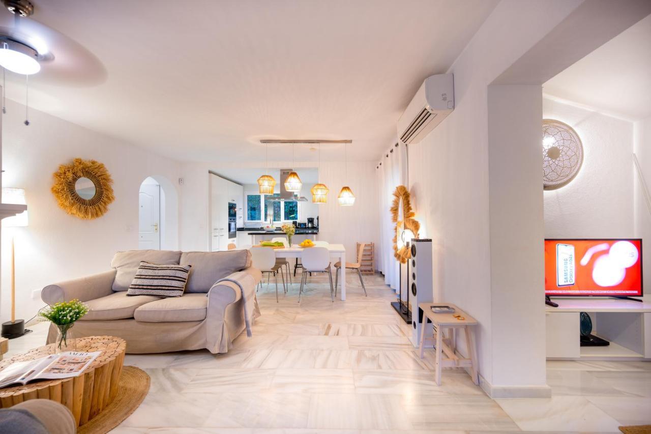 מארבלה Typical Beach House Las Chapas Playa With Heated Pool מראה חיצוני תמונה
