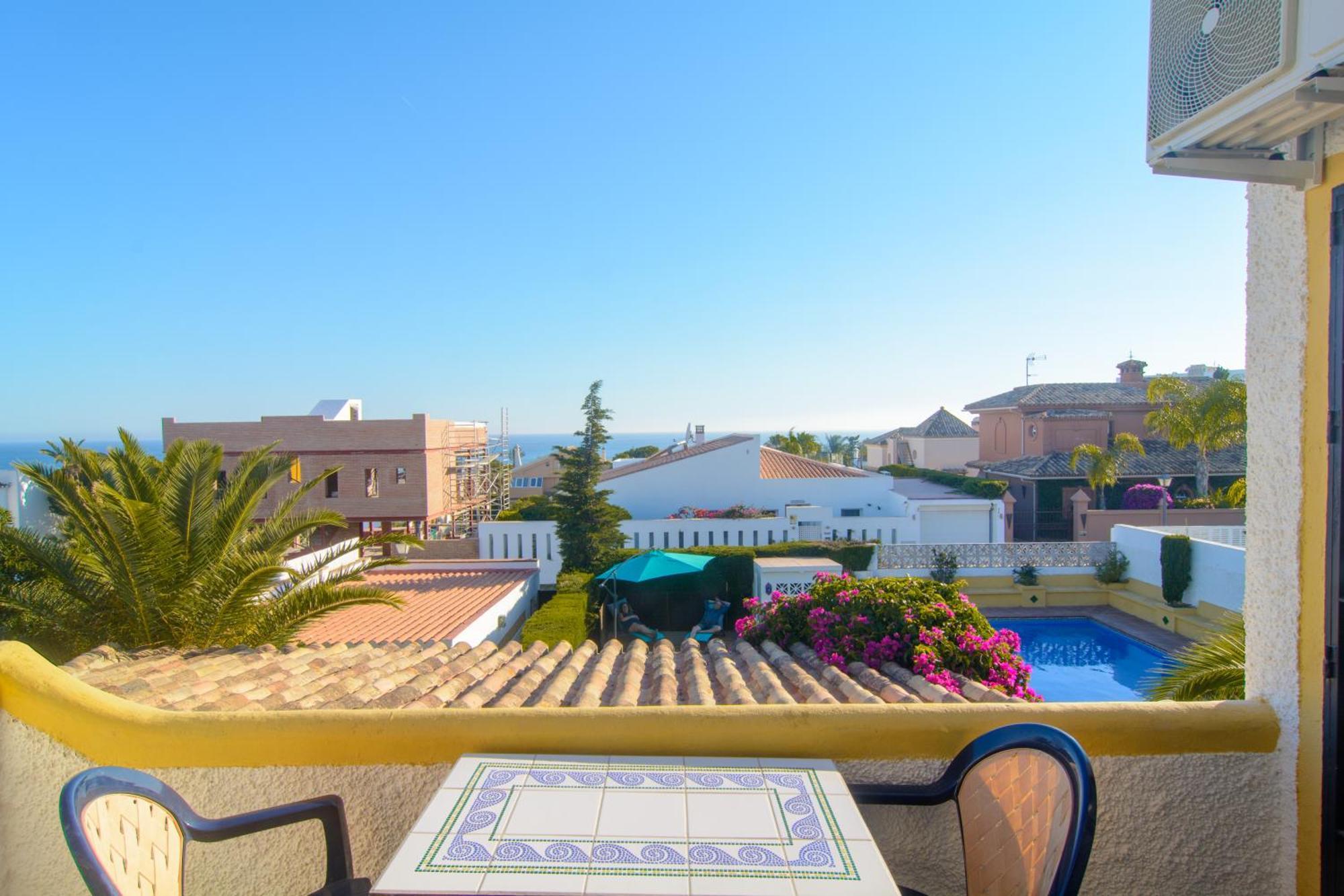מארבלה Typical Beach House Las Chapas Playa With Heated Pool מראה חיצוני תמונה