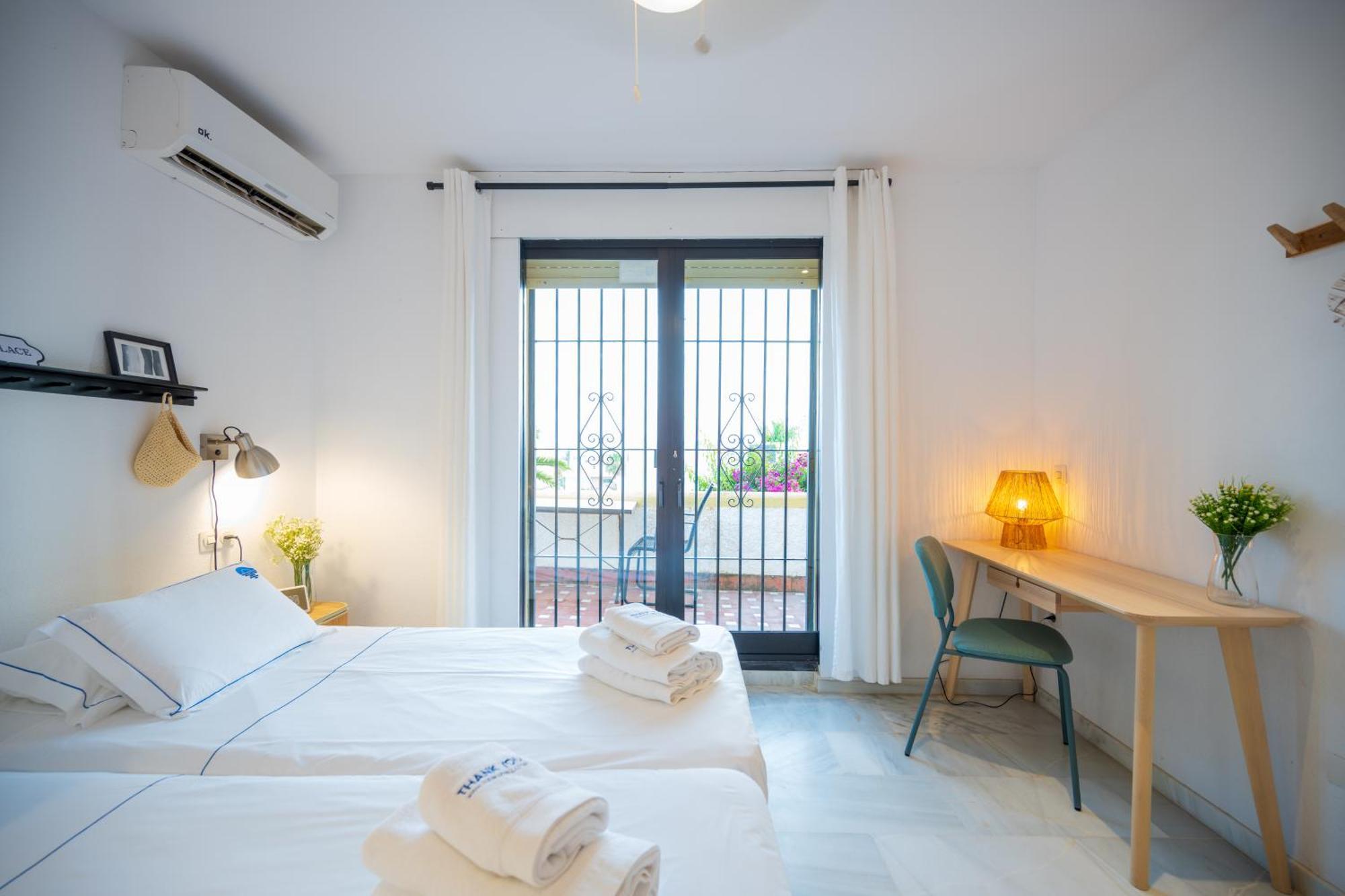 מארבלה Typical Beach House Las Chapas Playa With Heated Pool מראה חיצוני תמונה