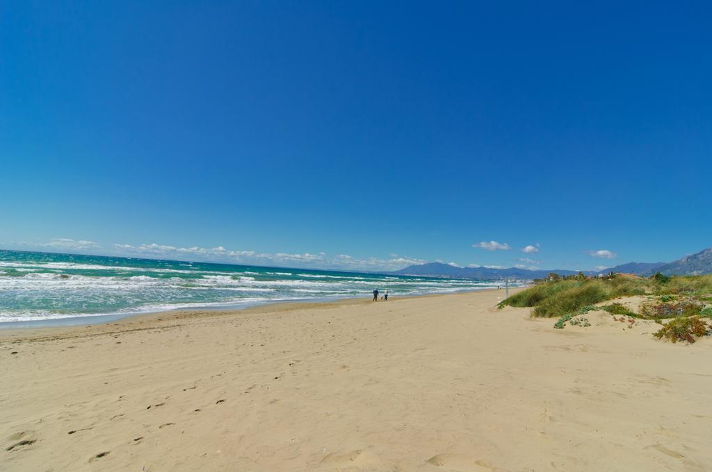 מארבלה Typical Beach House Las Chapas Playa With Heated Pool מראה חיצוני תמונה